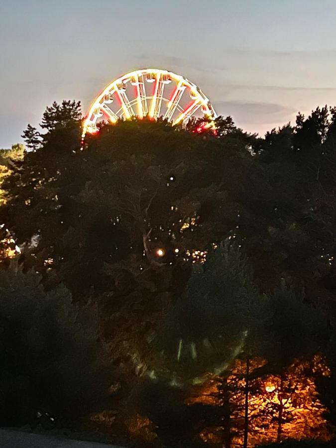 Sea & Sunset View In דירה פלאנגה
